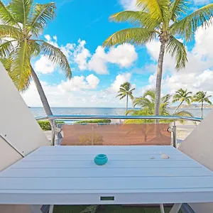 Deja Blue - Comfortable Beachfront , Marigot (Saint Martin) Sint Maarten/Saint Martin